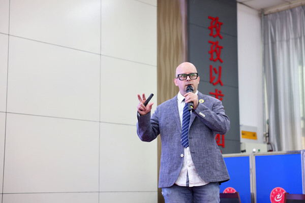 Life and work in China