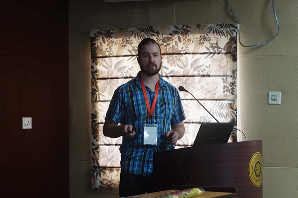 Building new bridges for Asian bee research